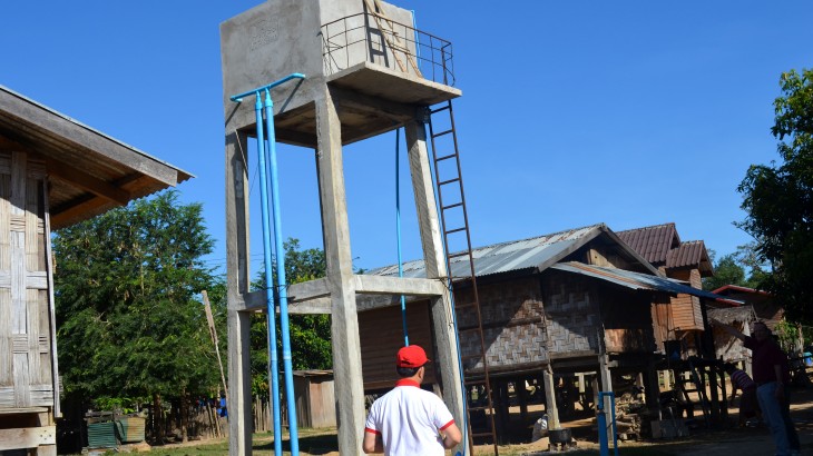 laos-water-tank