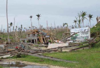 フィリピン台風支援：現地リポート1　医療支援