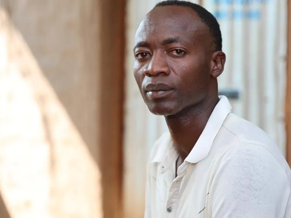 In Search of Kin ICRC Sudan Darfur Kakuma Refugee Camp Kenya Red Cross 